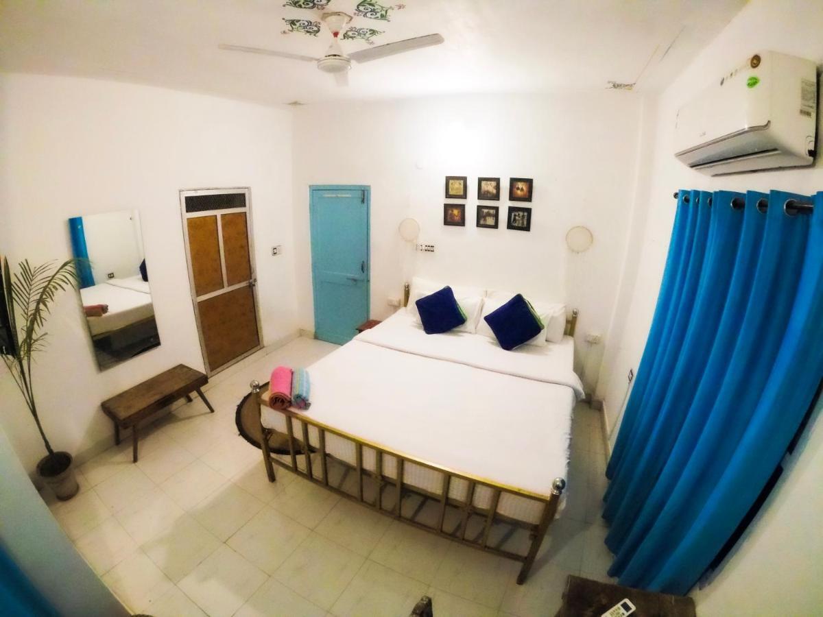 The Hostel Crawl Udaipur Bagian luar foto